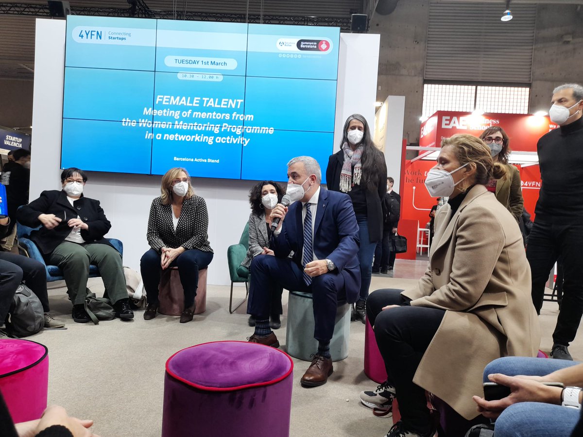 autoocupacio's tweet photo. Estem al #4YFN amb @barcelonactiva a la sessió de #networking sobre talent femení amb les dones del #WomenMentoringProgramme!
@jaumecollboni, 1r Tinent Alcaldia de @bcn_ajuntament ha inaugurat l'acte!
#talentfemení #4YFN22 https://t.co/HRAhw7iXW7