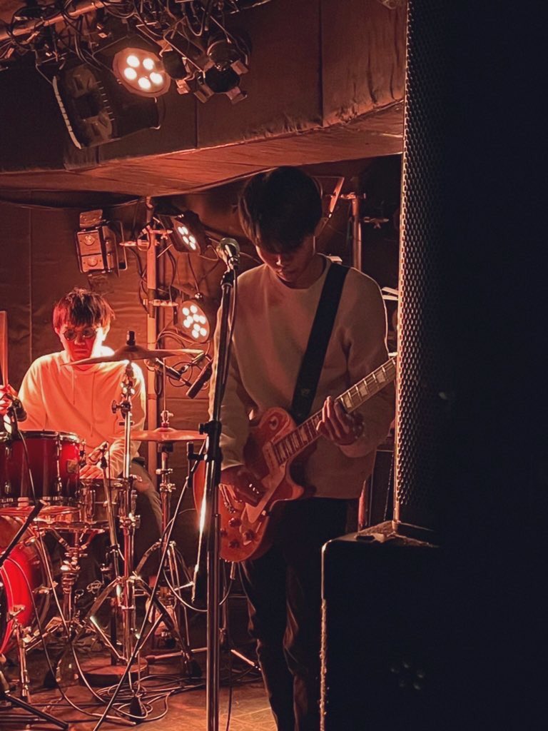 FirstLight_Band's tweet image. 【Thank you DaisyBar!!】

02/23(水) 下北沢DaisyBar (@daisybar_Tokyo)

1. とりこしクロー
2. ヒカルハナビ
3. 月君想

photo by Ryuta &amp;amp; Yuji