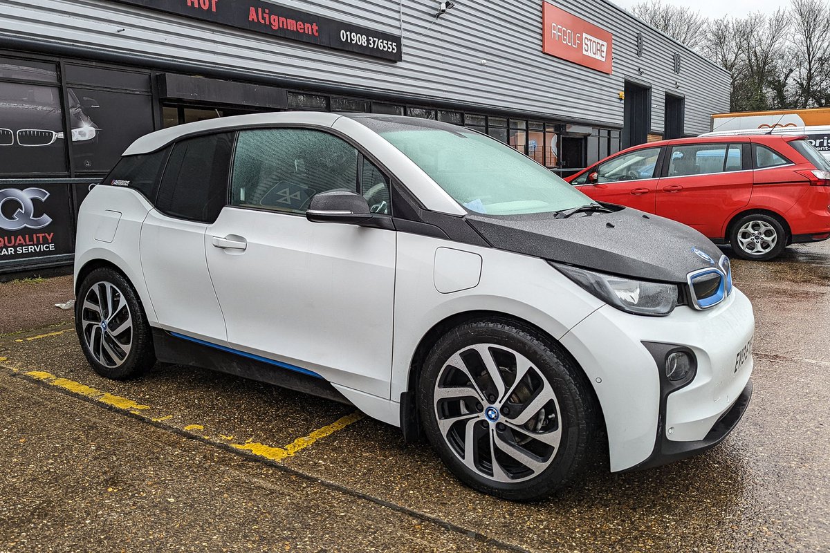 lee_marshall's tweet image. I love my i3. 110,000 miles, still looks factory fresh, no noticeable battery degradation, and just passed the MOT with no advisories.

#ev #electricvehicle #zeroemissions