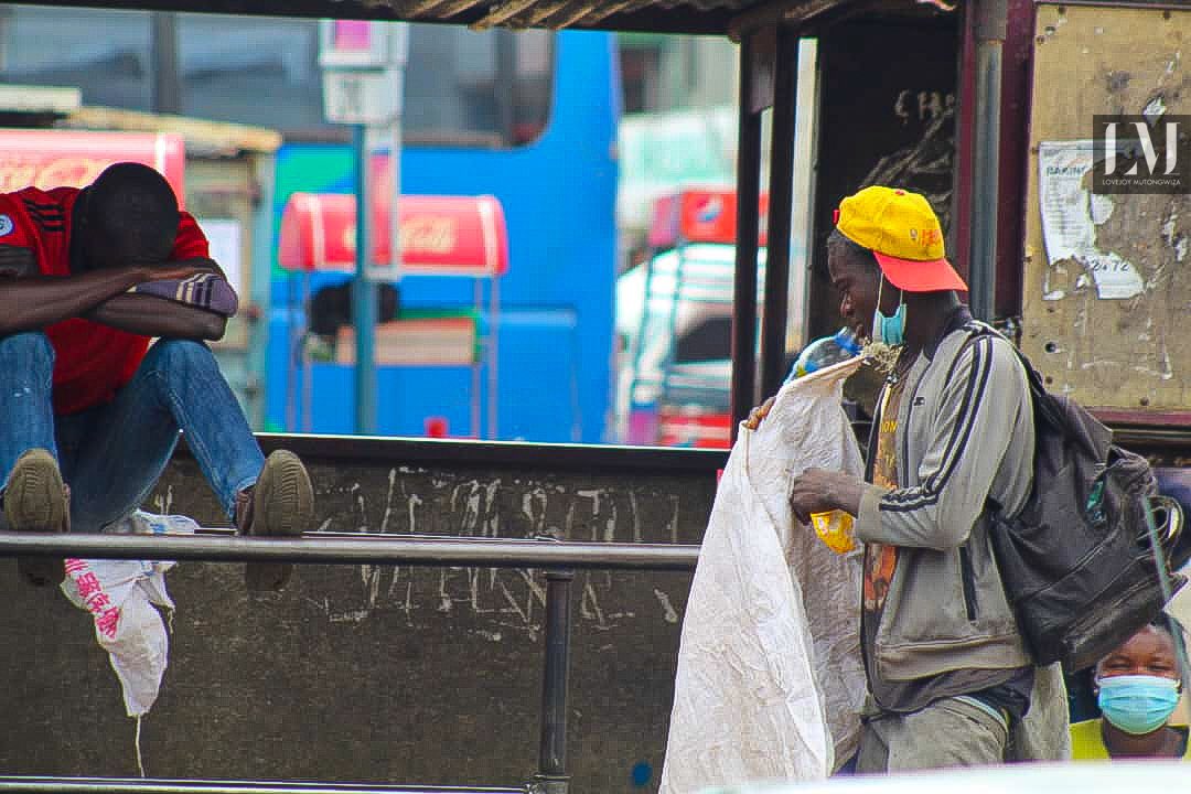 L_JayMut's tweet photo. I took these pictures in Harare #photography #photojournalism #cleancity #sunshinecity @cohsunshinecity https://t.co/Kmyo1F2HUx