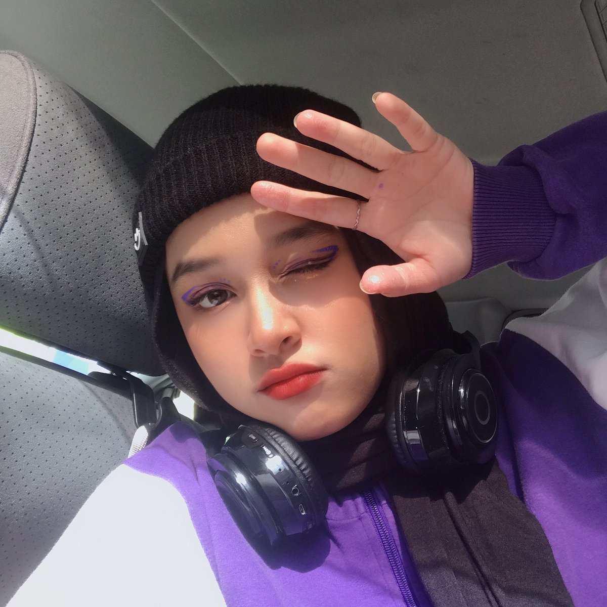 itzmeaisha_'s tweet photo. 💜🤍 https://t.co/gCUDO9IXl5