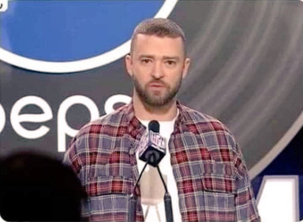 GraserRay's tweet image. Justin Timberlake announced he's joining the war effort in Ukraine. Early reports suggest he'll be stationed somewhere along the Crimea River.