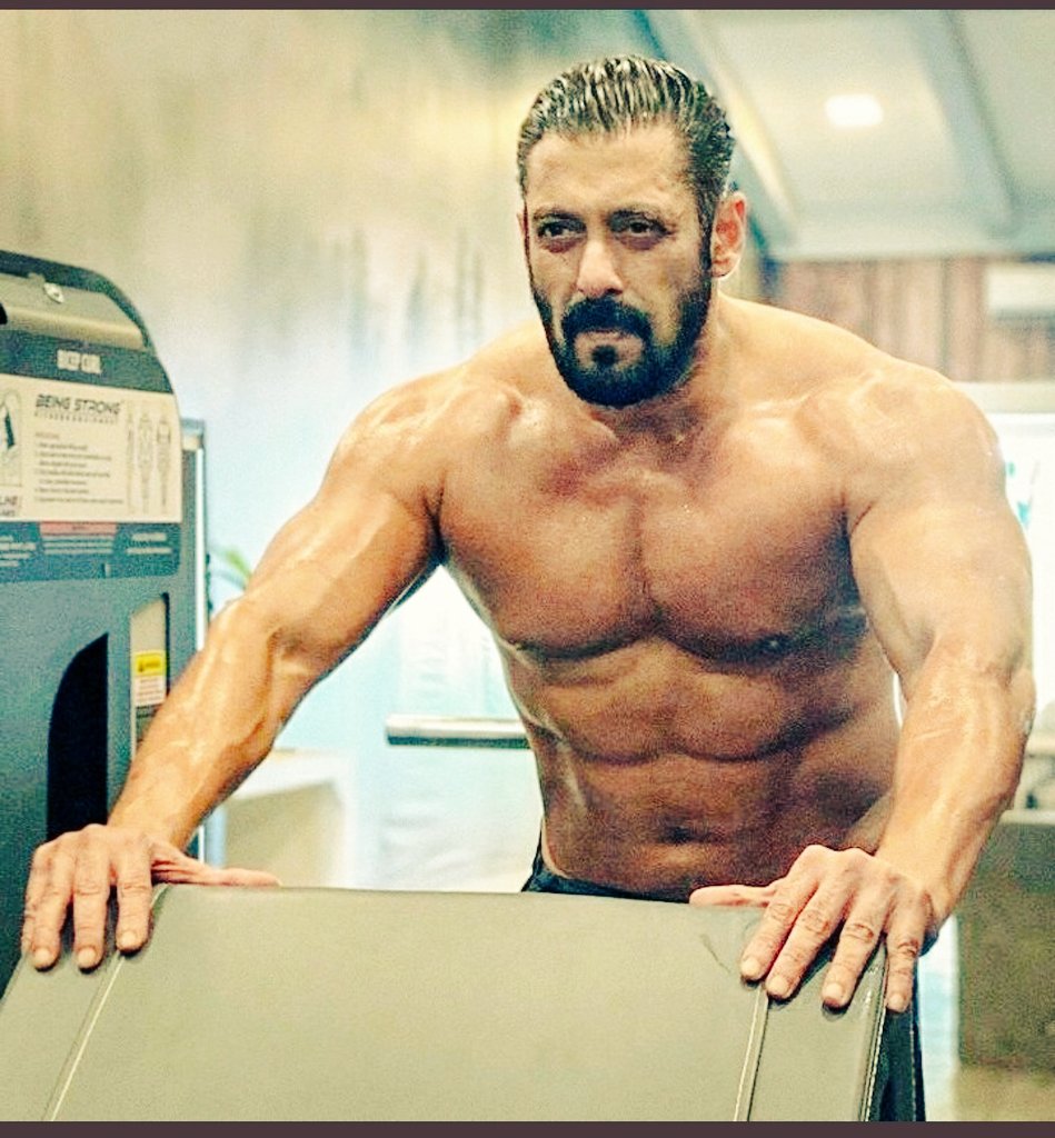 #SalmanKhan :- The Fitness Icon of India Who is inspiring millions of people since 1989. 

<a href="/BeingSalmanKhan/">Salman Khan</a> | #Tiger3.
x.com/i/spaces/1BRJj…