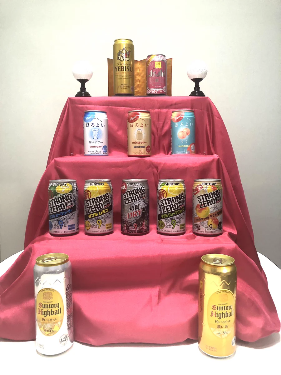 缶入りのお酒で…お雛様を飾ってみたので見て欲しい！
