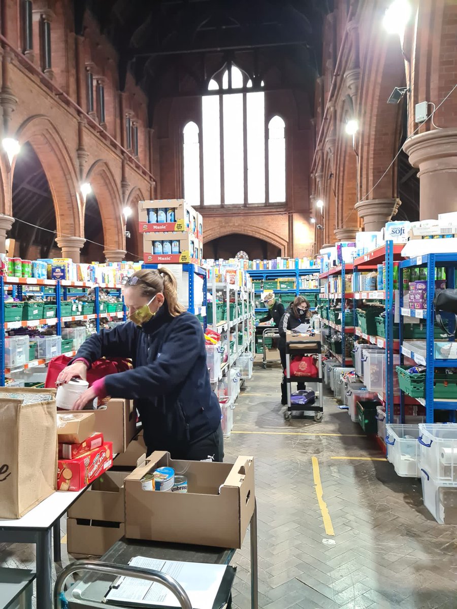 BrixtonFoodbank's tweet photo. Have you ever wondered what's in a food parcel?

We offer 3-4 days of long-life food -  tinned fruit/ veg/meat/fish, pasta/rice, cooking sauces, biscuits, tea/coffee, UHT milk.

We can also provide fresh veg/bread on occasion as well as toiletries, pet food &amp; washing powder. https://t.co/UrD9zmkfmg