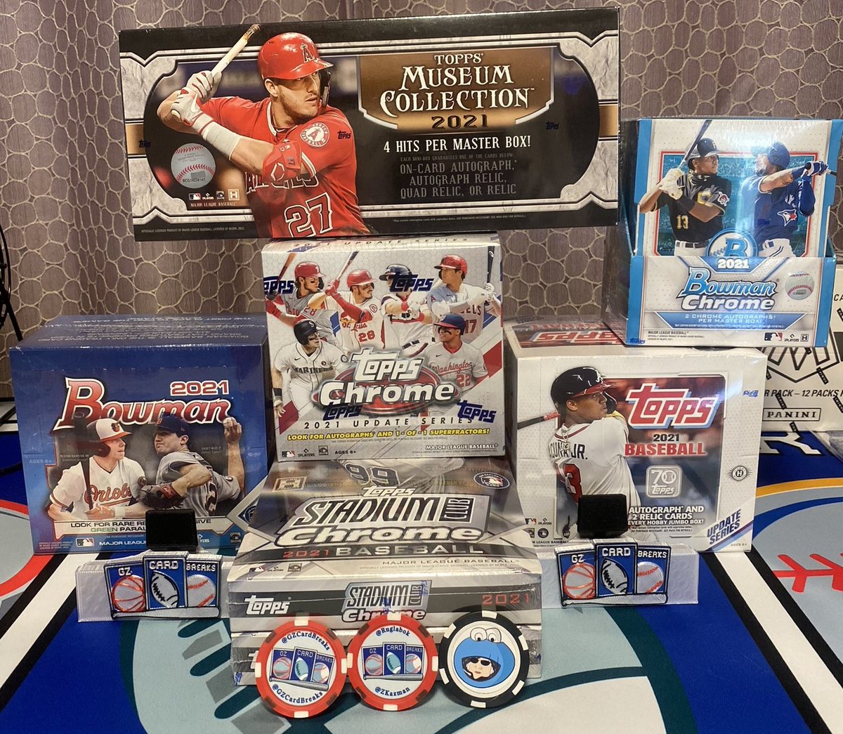 Ruglabok's tweet photo. Baseball Break #19
(2) '21 Topps SCC Case Hit possible
(1) '21 Topps Update Jumbo Case Hit possible
(1) '21 Topps Museum Collection
(1) '21 Topps Chrome Update Mega
(1) '21 Bowman Chrome
(1) '21 Bowman Jumbo
$55 per Random Team
27 spots left
Comment/DM Claim @HobbyConnector https://t.co/sxEWy4kLHn