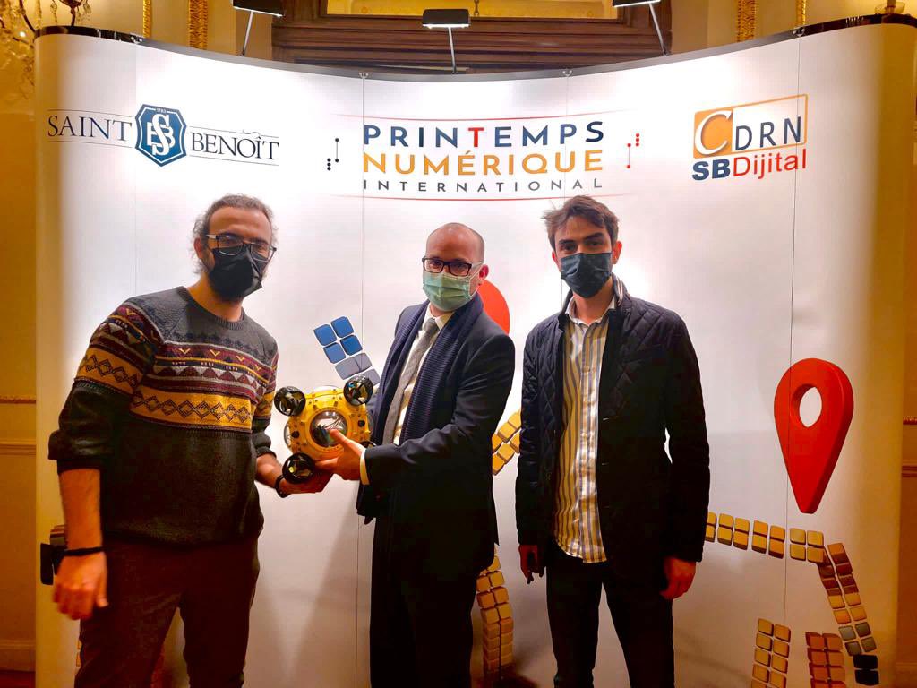 SucooteRobotics ve @BAUROV2 ekiplerimiz ile Fransız Sarayında düzenlenen Printemps Numerique etkinliğinde yer aldık! 
Nazik ev sahipliklerinden ötürü Fransa İstanbul Başkonsolosu Sn. <a href="/Gauvinolivier/">Olivier GAUVIN</a> ve <a href="/LiseSaintBenoit/">Saint Benoît</a> ‘a teşekkür ederiz!