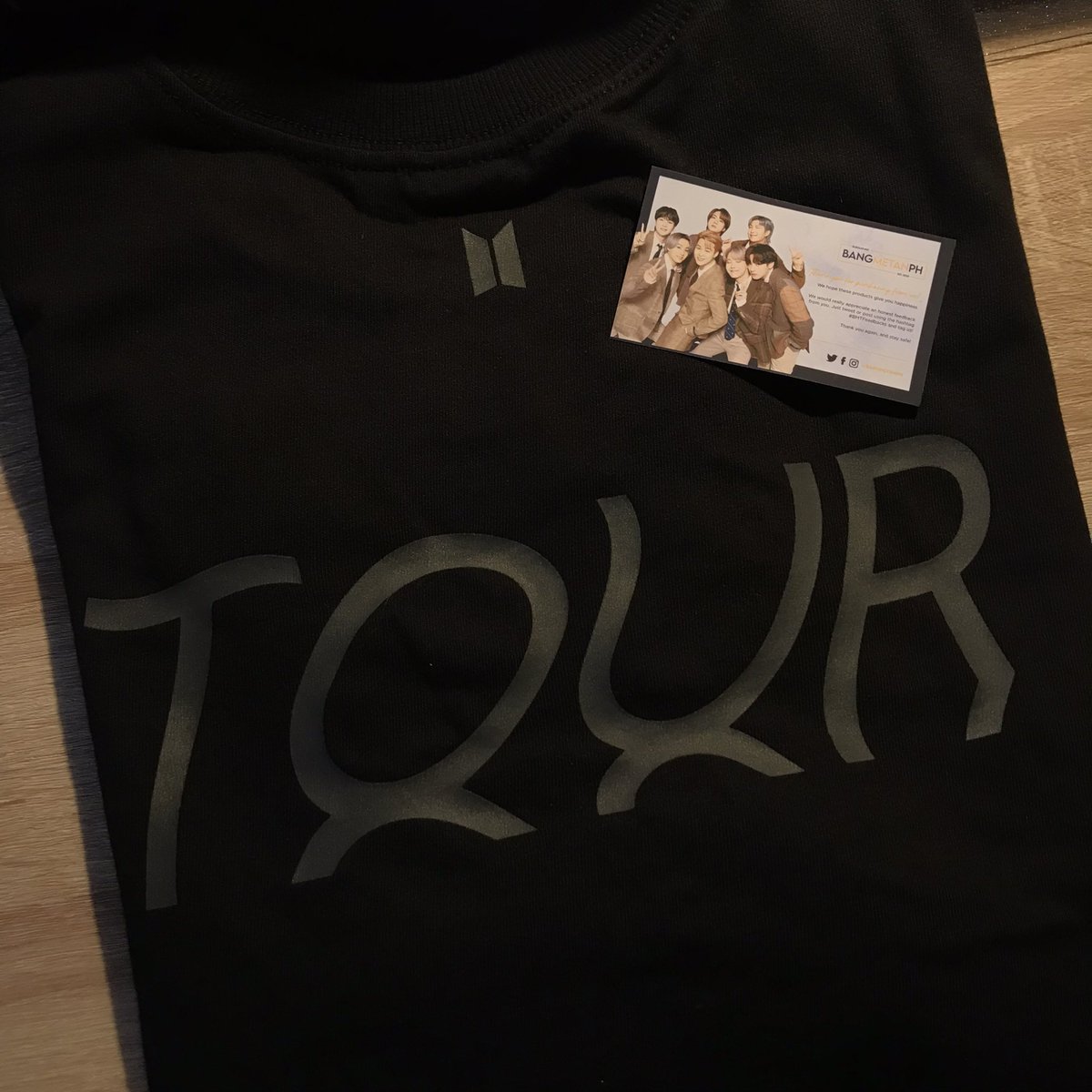 taesgoldrush's tweet photo. weverse black friday sale budol! 🤩 thank you beri much @bangmetanph 😘 !!!! (and sa nanay ko kasi sya talaga yung nagbayad HAHAHAHA) #BMTFeedbacks https://t.co/pCD2Fsoewp
