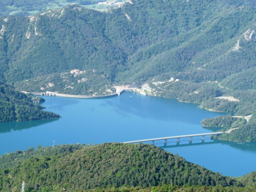 ICRA (@icrawater) on Twitter photo RT @elmatiEstel: 💧 ESCASSETAT D'AIGUA (2/2) | 💬 "El 2050 tindrem entre un 15 - 25% menys d'aigua."
👤 <a href="/Rafa_Marce/">Rafael Marcé</a> , científic d'<a href="/IcraWater/">ICRA</a> (<a href="/iCERCA/">Centres CERCA</a>), ens explica amb quina situació ens trobem ara i en un futur.
▶️A la carta: bit.ly/3puSsrB RT @elmatiEstel: 💧 ESCASSETAT D'AIGUA (2/2) | 💬 "El 2050 tindrem entre un 15 - 25% menys d'aigua."
👤 <a href="/Rafa_Marce/">Rafael Marcé</a> , científic d'<a href="/IcraWater/">ICRA</a> (<a href="/iCERCA/">Centres CERCA</a>), ens explica amb quina situació ens trobem ara i en un futur.
▶️A la carta: bit.ly/3puSsrB