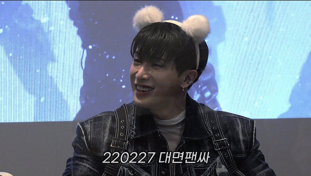 holet93_'s tweet photo. 220227 원호 팬싸

팬분들이랑 얘기하는 원호 모습이 너무 예뻐서
Cut.

링크👇🏻
https://t.co/lRVuuirudv

#원호 https://t.co/ILMKsWVUiV