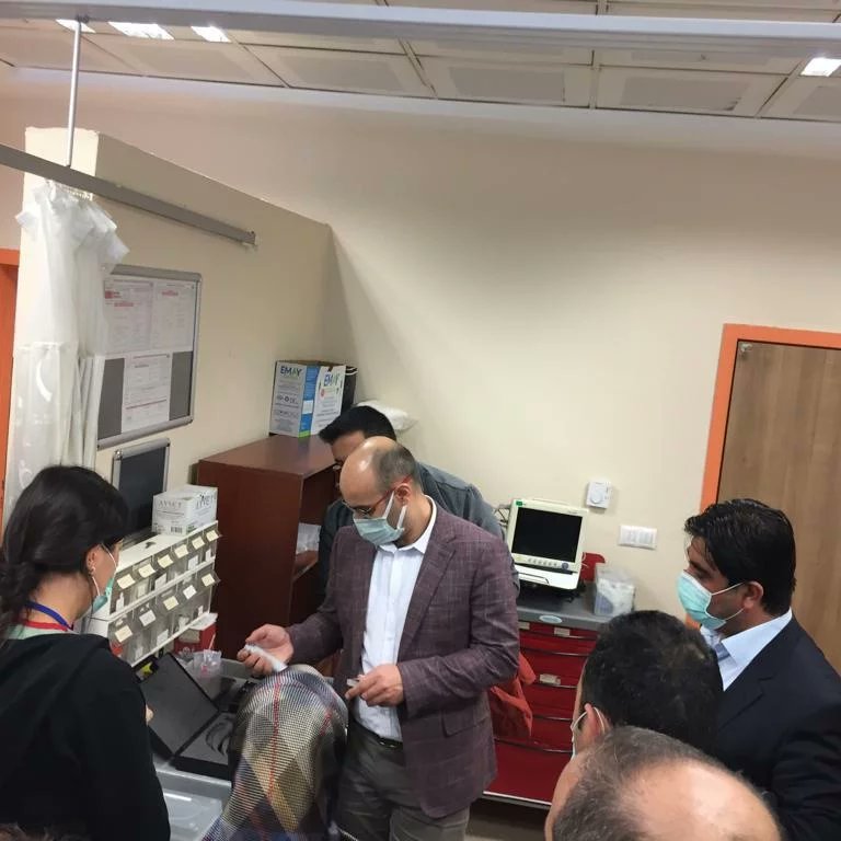 il Sağlık Müdürümüz  Öğr Üyesi Dr  Coşkun DAHARLI , Sağlık Hizmetleri Başkanı  Dr Ömer Faruk BALCI ,Sağlık Hizmetleri Başkanı Yılmaz ERDOĞAN , Halk Sağlığı Başkan Yrd Dr Yusuf ÇETİN 
Kamu Hastaneleri Başkanı  Süleyman AYDIN , Eleşkirt İlçe Sağlık Müdürü  Dr Ramazan TAŞTAN ,