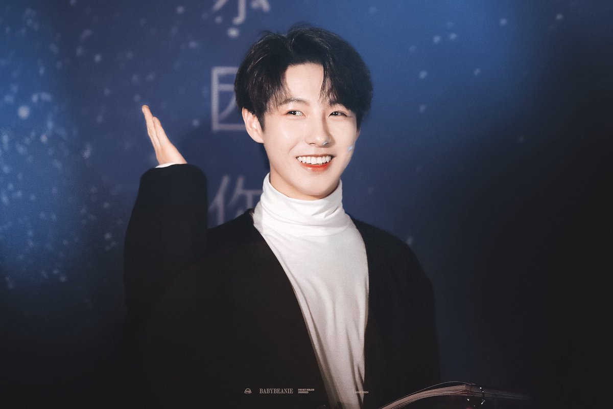 dominorens's tweet photo. so inlove with these renjun candid shots 🥺 https://t.co/R0YMw2gNgH