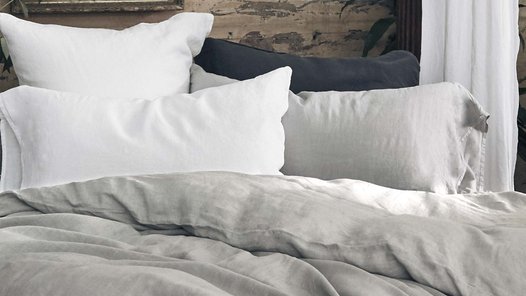 SheetSetAdvisor's tweet photo. The ultimate pleasure of sleeping.

#sheetsetadvisor #sheets #bedding #sheetsets #homedecor #bedding #beddingsets https://t.co/rxsUUzNfk7