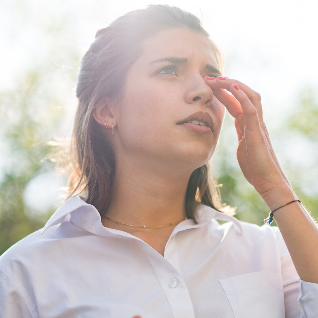 theVOA's tweet photo. Spring is just around the corner, and so are seasonal allergies! If you are experiencing itching, redness, swelling or watery eyes, talk to an optometrist about OTC allergy eye drops or other treatment options. Visit https://t.co/VBggvHL2LA to find an O.D. near you. #2020Tuesday https://t.co/k7hkfN6jPm