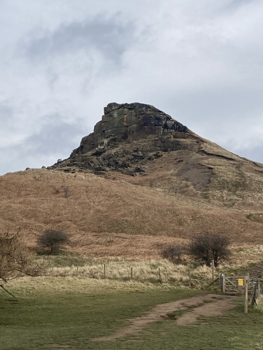 GallonSteve's tweet photo. Not that long ago I used to run/climb up #roseberrytopping at least twice a week. 15:45 from car park to trig point was my best time. At the weekend it took a little longer. Won’t say how much longer but I survived! ⁦@northyorkmoors⁩ ⁦@LoveNorthYorks1⁩ https://t.co/2p9hRBpSQ7