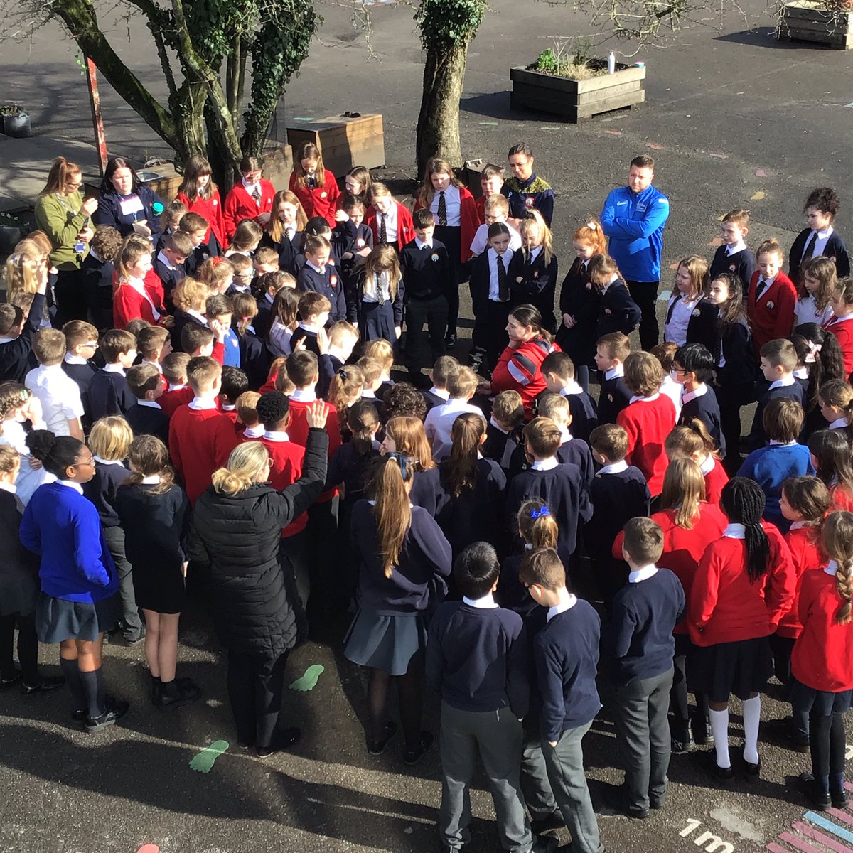 What a fantastic and inspirational talk from Freya Levy, to all our KS2 children today. @BurySchoolGames @Panathlon @FreyaLevy #year3 #year4 #year5 #year6