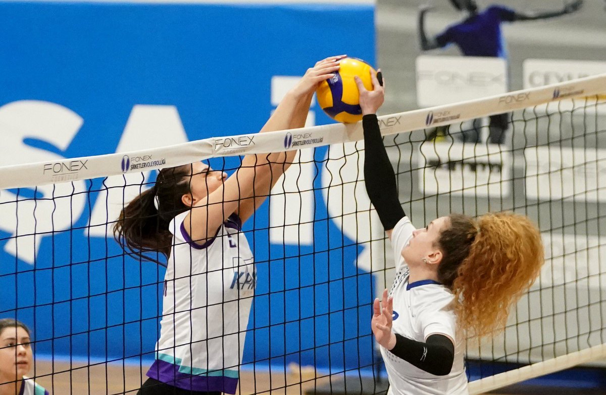 voleybolunsesi's tweet photo. FONEX Şirketler Ligi Kadınlar Finali:
Türk Telekom-Turkcell 
🔗https://t.co/cIck8Eojfk https://t.co/LSqRLKfrAv