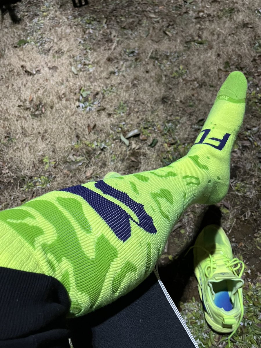 longwhitesocks's tweet photo. またまたFOX RACINGのMX Socks
ソックスとシューズの色が完全一致してる���が気持ち良い😄 https://t.co/midxc4fWYr