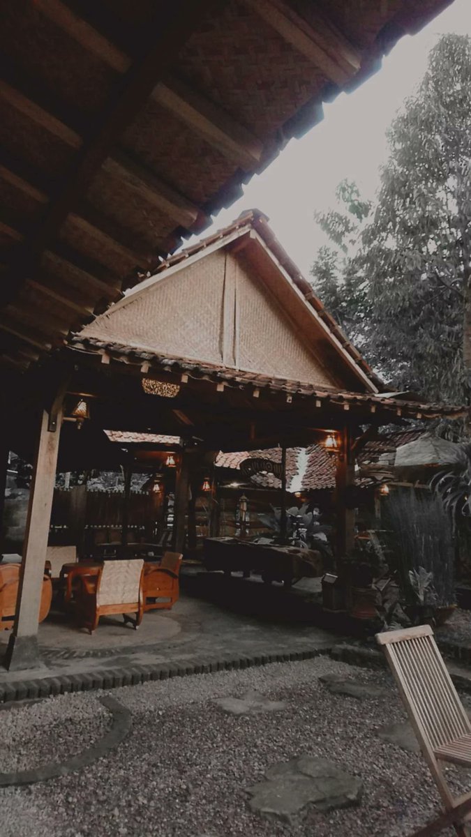 BimaRestuPutra2's tweet photo. Yuk teman teman Jogja atau Jogja bagian Barat atau tementemen Kulon Progo yang suka nongkrong, ngopi, ngerjain tugas, atau mau rapat, kumpul keluarga boleh dong mampir di KEDAI KOPI GONG, di usaha saya tepatnya di Kulon Progo bagian utara suasana tenangg mantap pokokknya hehe. https://t.co/yqYFEs2SD8
