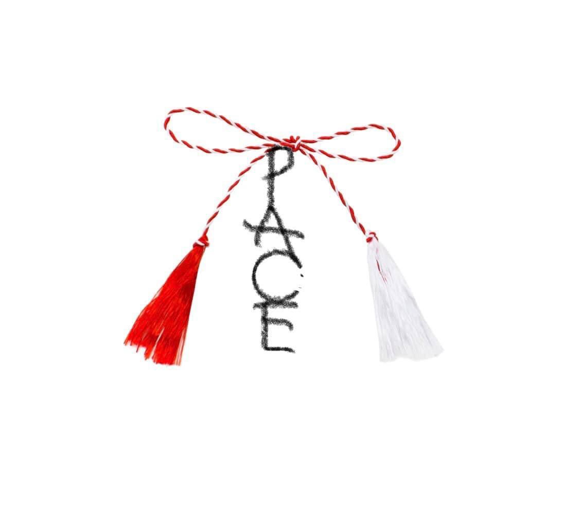 mariaberbece1's tweet photo. Really missing home today on #Martisor day🤍❤️
For anyone asking, it’s a #Romanian tradition in which we celebrate the coming of spring. Giving this talisman to people is believed that the wearer will be strong and healthy for the year to come.
#PeaceForTheWorld https://t.co/HSlLWwXLB7