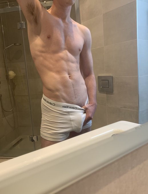 Good morning!!

Link in bio.

#onlyfans #horny #sext #gay #twink #nsfwtwt #snap #18yearsold #barelylegal