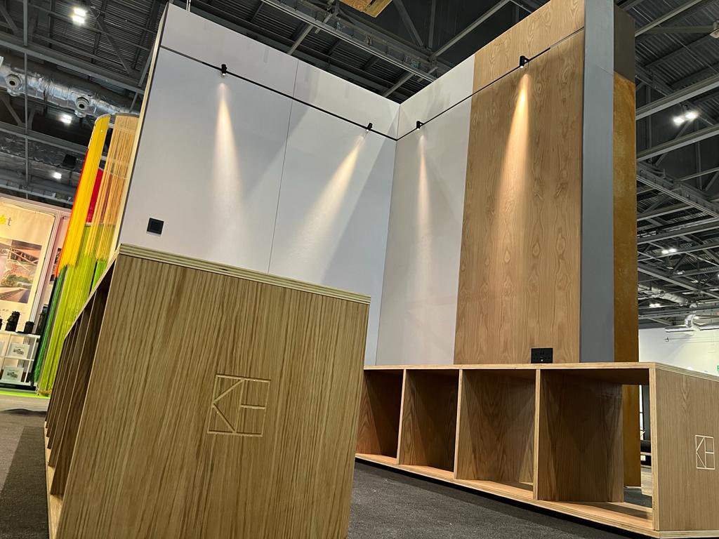 TheKissHouse's tweet image. Visit us at stand D55 at @FuturebuildNow 

Excited to be showcasing our timber system at the @lathamsltd stand with @Accoya, @moralt_ag, @Valchromat &amp;amp;  UPM Plywood.

Come to one of our seminars on #carbon, #Passivhaus #modifiedtimber.

We’d love to see you!