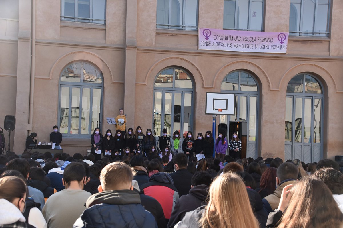 epiasabadell's tweet photo. La participació de l'alumnat segueix creixent i aquesta és una eina molt potent per segur avançant i transformant la nostra escola.
Moltes gràcies Comissió!
#ESOPIASABADELL
#BATXILLERATPIASABADELL
#8MSabadell #8M #DonesiInterculturalitat #Sabadell
@sbdgenere https://t.co/6e1Olj5Y2p