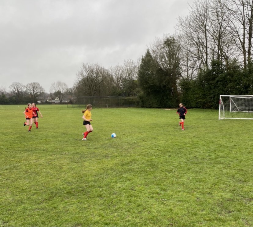 YateleyManorSch's tweet photo. The rain and mud didn’t stop us! The Senior girls enjoyed their football session today! #IAPS @GoodSchoolsUK #girlsfootball https://t.co/2tdzZ8RNy9