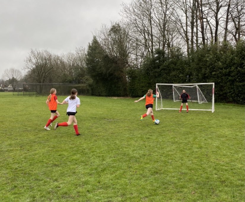 YateleyManorSch's tweet photo. The rain and mud didn’t stop us! The Senior girls enjoyed their football session today! #IAPS @GoodSchoolsUK #girlsfootball https://t.co/2tdzZ8RNy9