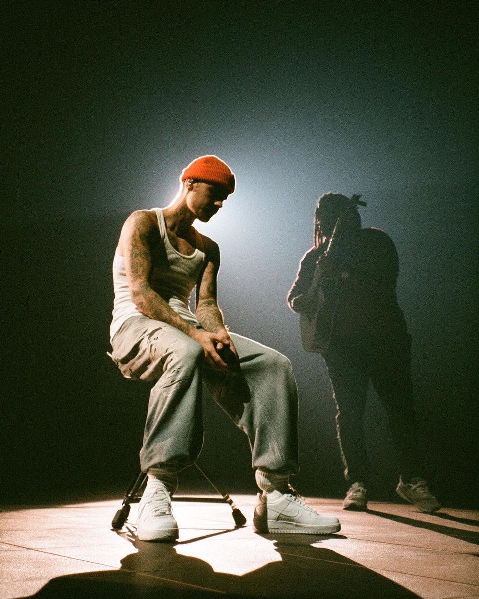 28 🖤 see u friday <a href="/justinbieber/">Justin Bieber</a>