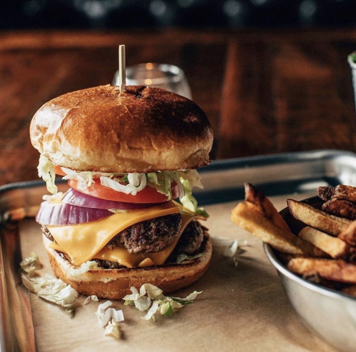 Burgers are our love language🍔❤️ Come on by and order yourself a hand-pattied Diner Burger, you deserve it! 😁