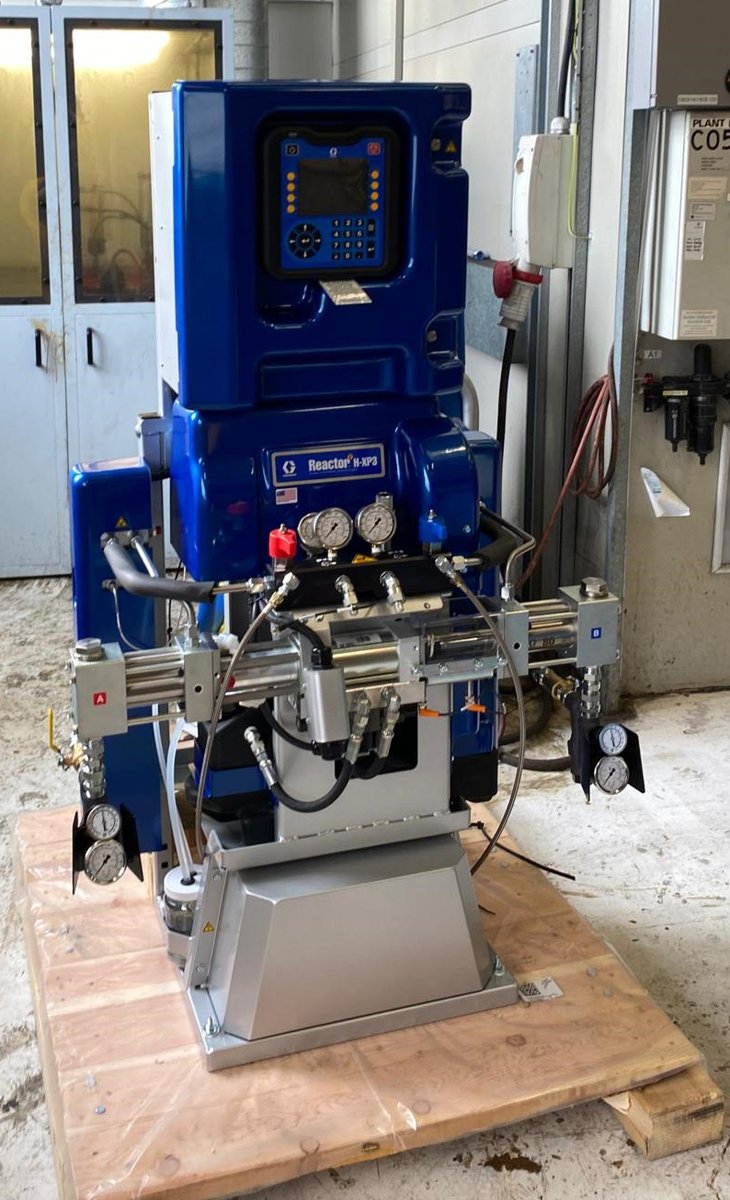 Hi-Tec Spray tweet media