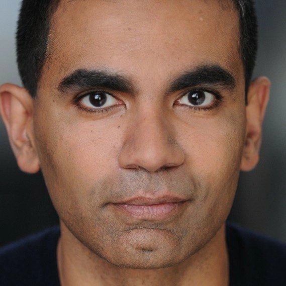 ShakesintheD's tweet photo. We want to welcome the incredible three actors starring in our production of #TheCompleteWorks to the team!
We can't wait to welcome you to Detroit from San Francisco this spring!
In order of photos 📷
1. Lijesh Krishnan
2. Gabriel Ross
3. Tré Zijuan Tyler
@cfsem
@knightfdn https://t.co/y9Ekq6uouV