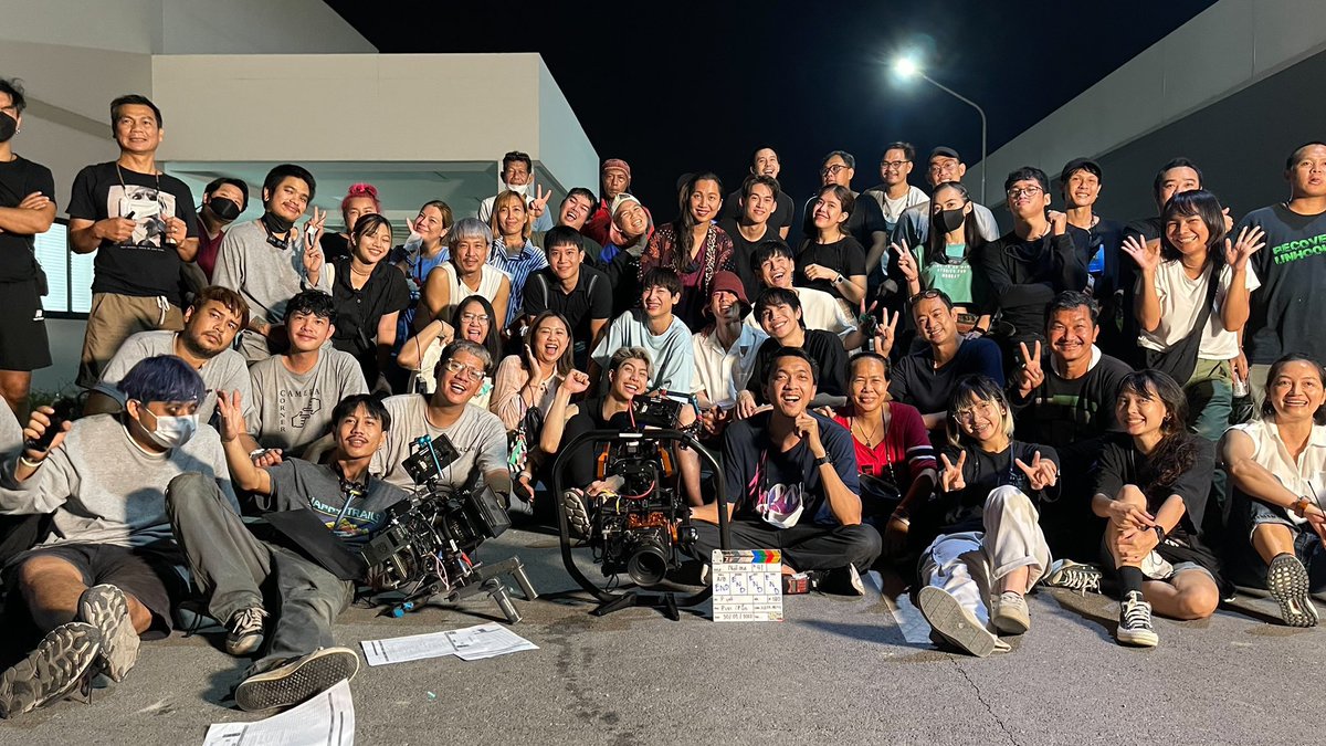 dilftawi's tweet photo. Everyone worked so hard to give us the greatest drama ever. The crew did amazing. The cast delivered such good performances. Nuchy really gifted us a masterpiece. They all deserve so so so much better. Do it for them. Please. 

#NotMeSeriesMorePromotions
#GMMTVPROMOTENOTMEBETTER https://t.co/1wPDIZjuYE