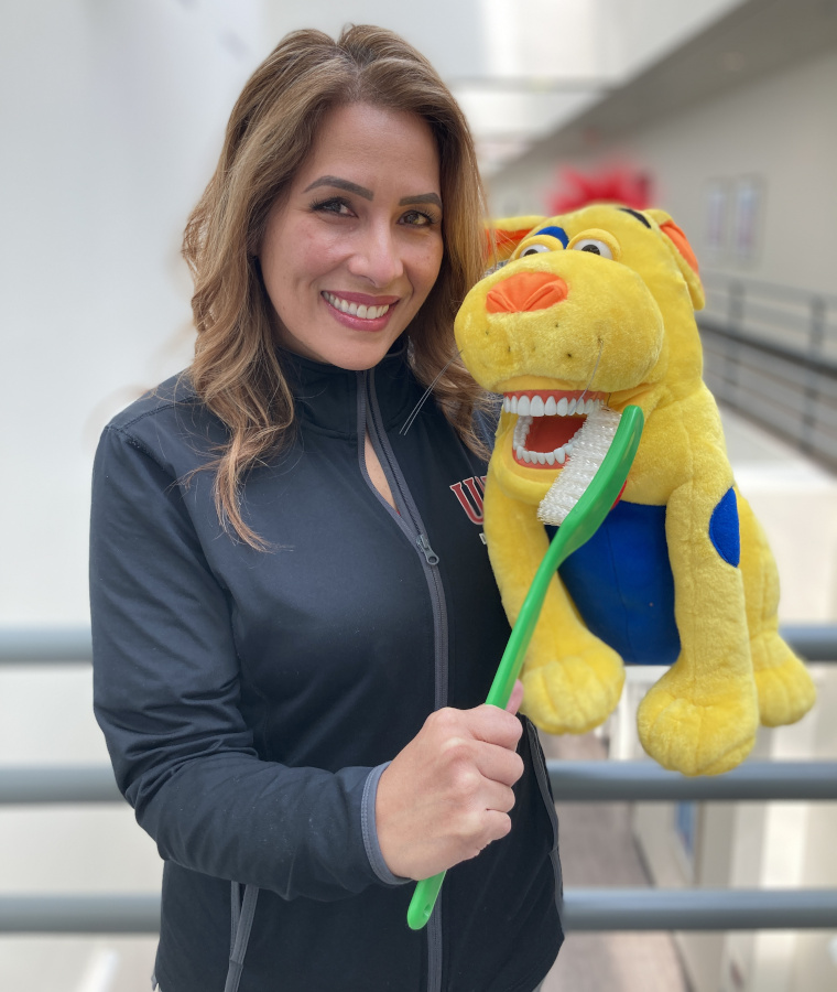 At UNLV School of Dental Medicine, our students 
educate the community. Student dentists like Danyalle Chun design fun presentations for elementary schools that promote healthy habits among hundreds of children throughout the district each year.