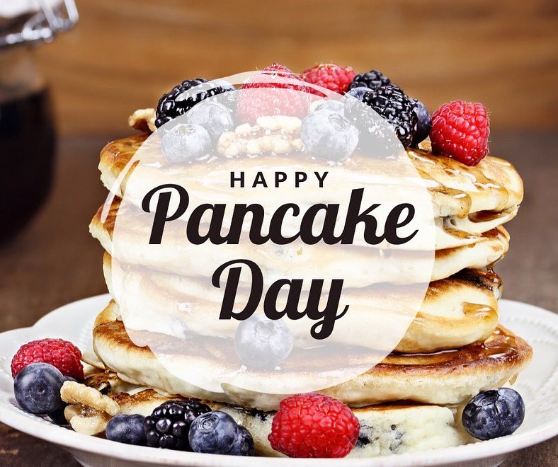 How many pancakes is too many? Asking for a friend… 😅 Happy Pancake Tuesday! What toppings do you all have planned? No cheating with a ready mix! Fresh Sapling Farm eggs are a great addition to any recipe. Pictures please! 🥞 🍌 🍓 #pancakeday #eggs #manchester #freshproduce