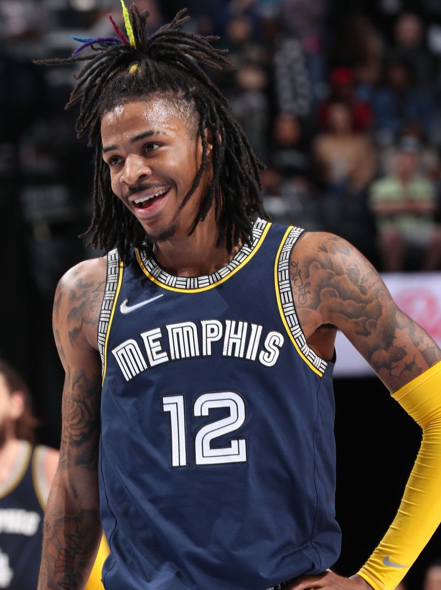 Ja Morant over his last 4 games: 

40.5 PPG
6.0 RPG
5.0 APG
53.4% FG
44.4% 3PT