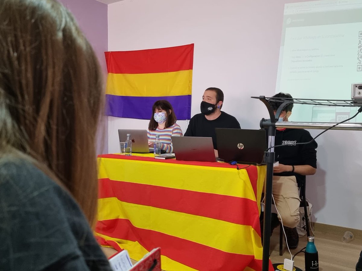 JSUC_cat's tweet photo. ☭ Diumenge passat vam realitzar la #AssambleaGeneral, on vam poder debatre el nostre document "Models de lluita política i social".

🗣Un dia aprofitós de debat i formació. https://t.co/eBDxtzZZTX