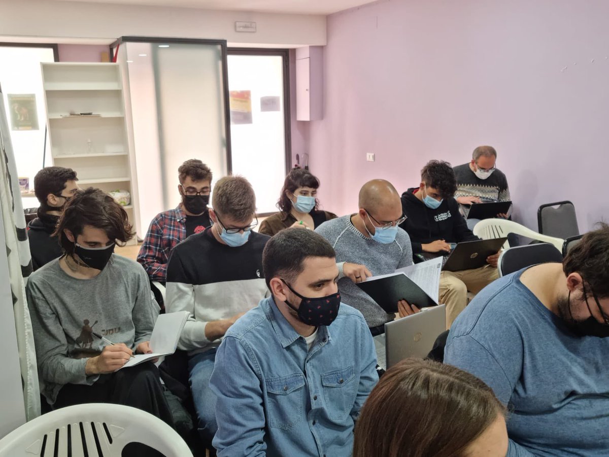 JSUC_cat's tweet photo. ☭ Diumenge passat vam realitzar la #AssambleaGeneral, on vam poder debatre el nostre document "Models de lluita política i social".

🗣Un dia aprofitós de debat i formació. https://t.co/eBDxtzZZTX