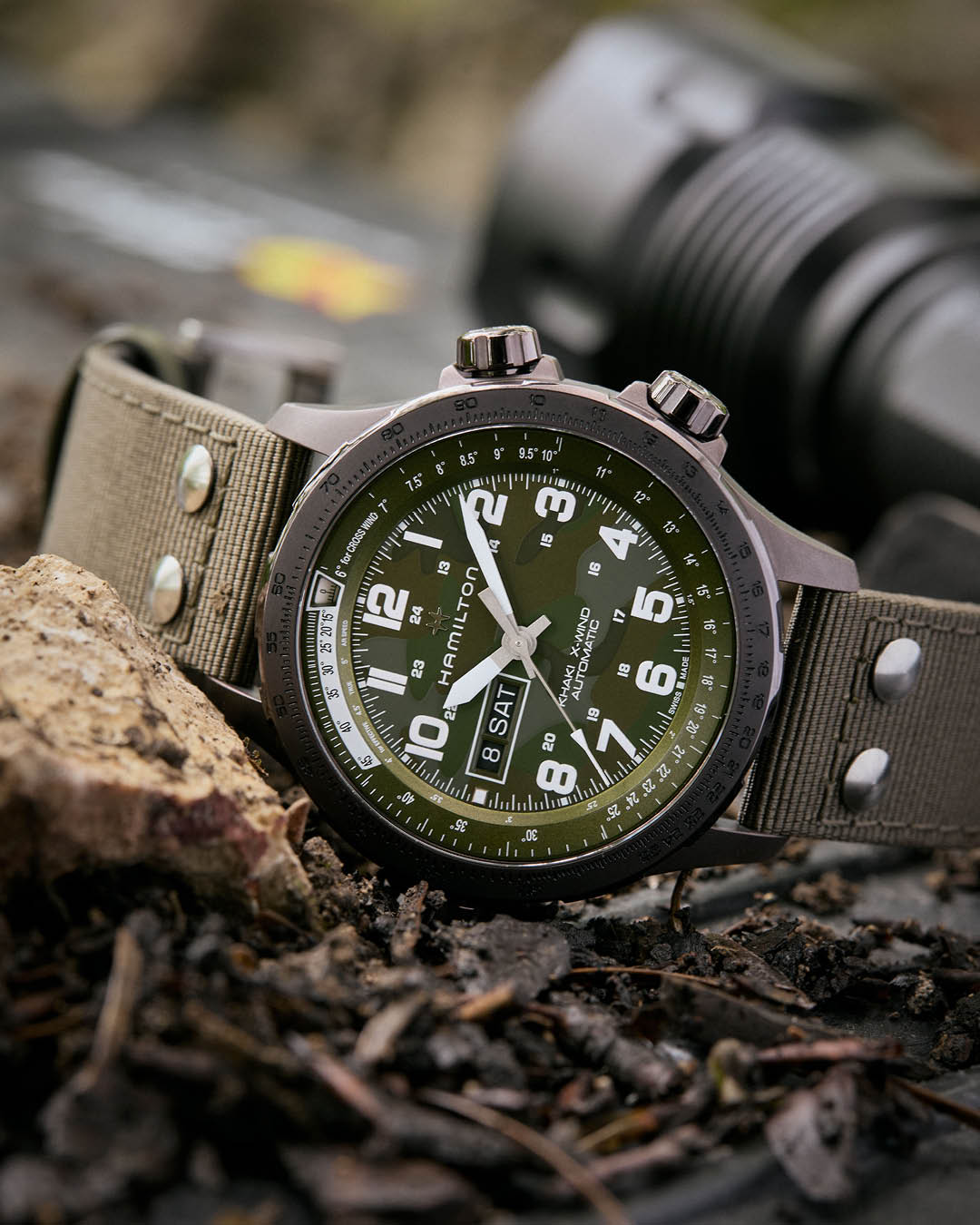 X gear online watch made in