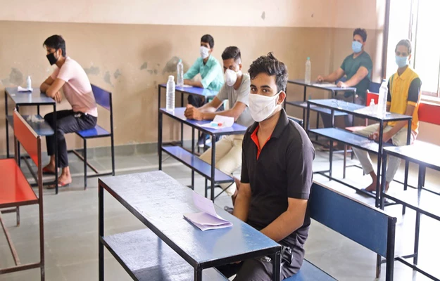 ndtveducation's tweet photo. When Is NEET UG 2022? Exam Date Update For Students
#NEET #neetug2022 
https://t.co/EWeegPgPXX https://t.co/RJmWLysTq6