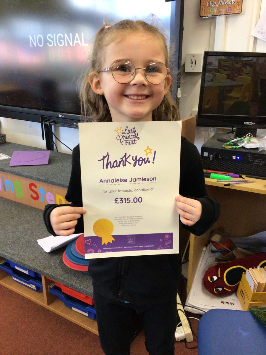 PotKilnPrimary's tweet photo. This awesome young lady decided she wanted to cut her hair and donate it to The Little Princess Trust to help a child with cancer. She had 9 inches cut off during half term and raised £225. Look at the final total though. WOW! We celebrated her kindness in class yesterday. https://t.co/klu5weoSyq