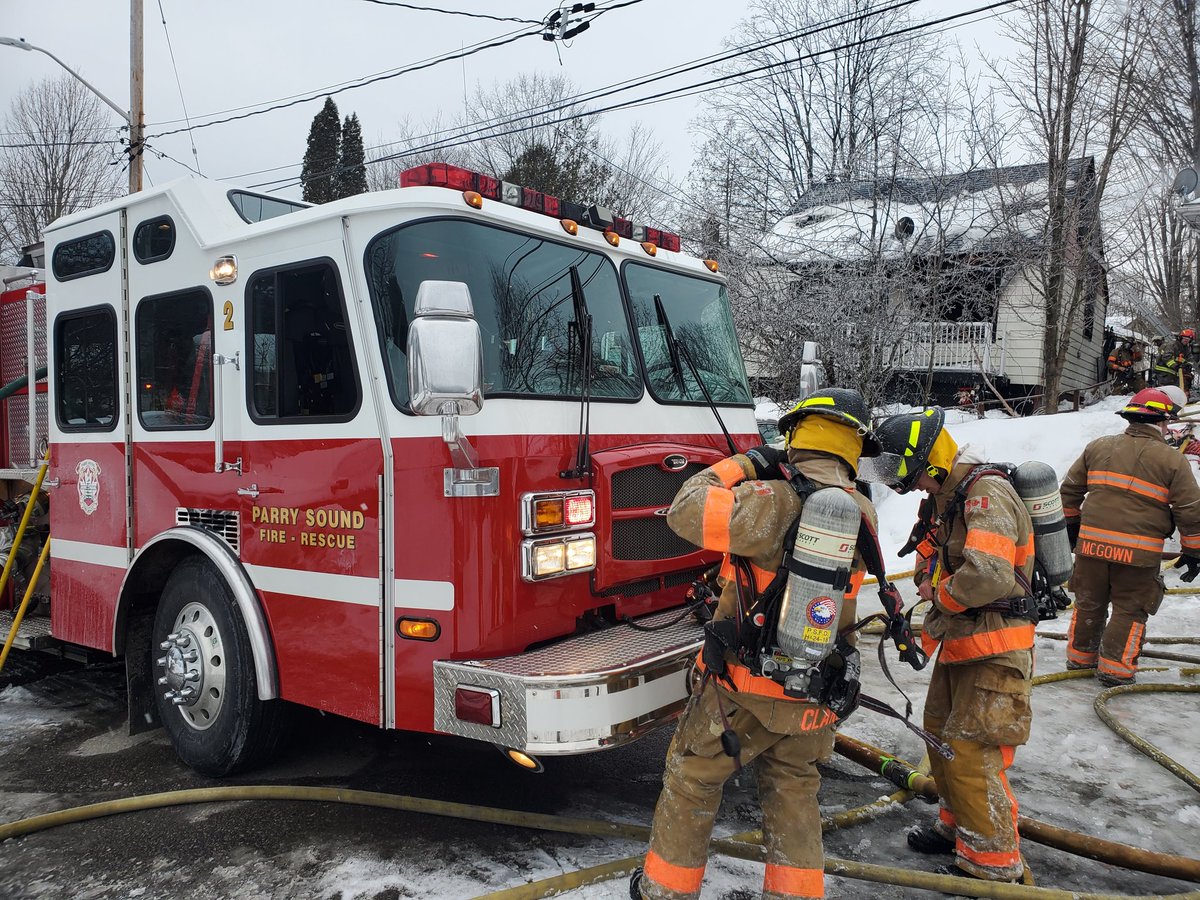 parrysoundfd's tweet image. Our crews are currently operating at a residential structure fire.  No injuries at this time.  Riverdale Road closed to through traffic.  Fire operations ongoing.  Please stay clear of area. McDougall Fire Department on scene as well. @moosefmcklp @ParrySoundNS