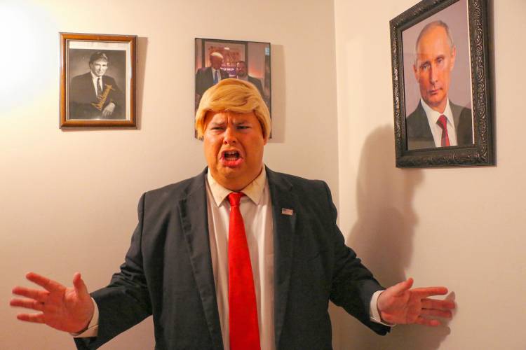 JackmanRadio's tweet photo. Wow, The @realchasegeiser bump is a real thing. I've gained 30+ new followers since yesterday! Thank you so much, Chase. I'm currently at 3620. If you can get me to 4000, you'll get a special message from President Trump teasing his 2024 run for President. #OneAmerican #Wall https://t.co/Af9meLmPs8