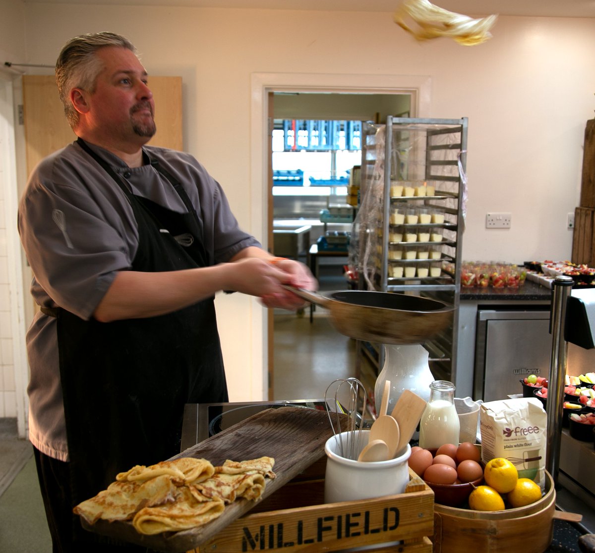 MillfieldPrep's tweet photo. Happy #PancakeDay! 🥞🤤

The amazing team at @Chartwells_UK made some delicious pancakes for the Millfield Prep and Pre-Prep pupils. 👏

If you are having pancakes later today, reply to this tweet with your creations! 🧑‍🍳 https://t.co/rRX70kgyGb