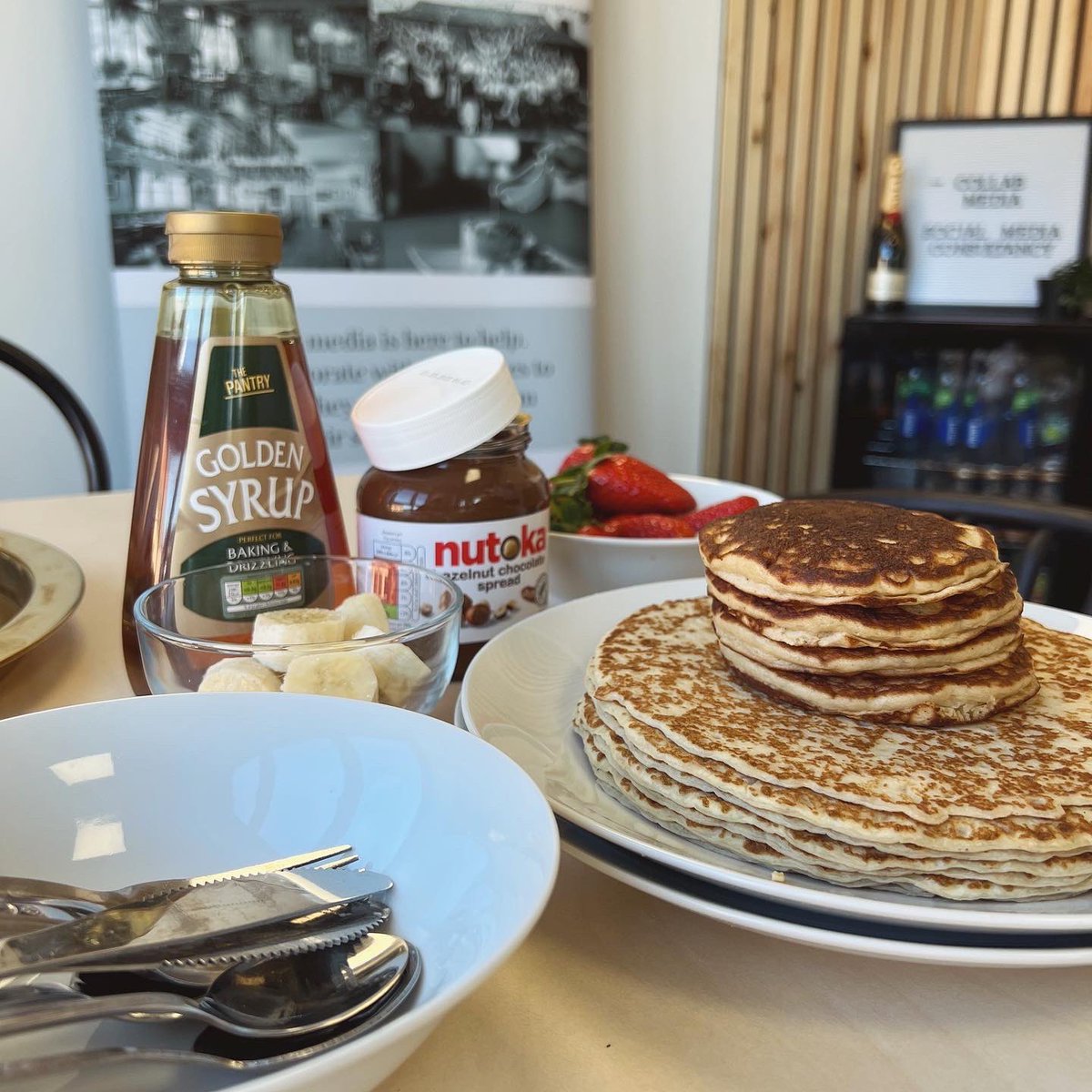 Be honest, how many pancakes have you already eaten today? 🥞😋 We're team Nutella and banana @collabmedia_ - but what's your favourite pancake topping? #pancakeday2022