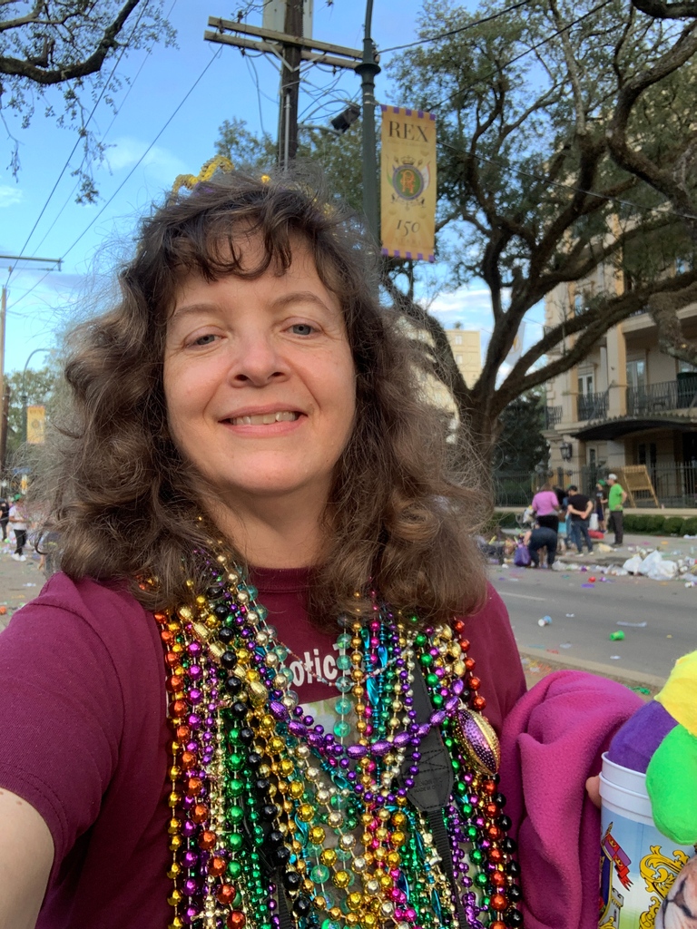 WorldwideXplore's tweet photo. Happy Mardi Gras!

If you are ever in New Orleans during #MardiGras season, be sure to enjoy some of the festivities. 

#purple #green #gold #happymardigras #fattuesday #mardigras2022 #fattuesday2022 #celebration #neworleans #beads #festivities #unique #colorful #USAtravel #TRLT https://t.co/wb5Vuqrzh5