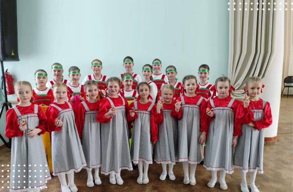 Кинешемский коллектив «Сударушка» стал лауреатом всех степеней фестиваля-конкурса «Радуга талантов» - privpravda.ru/kineshemskij-k…