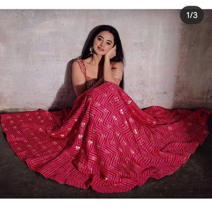AnchalAnchal20's tweet photo. I nominate #HellyShah To win the iconic most popular tv actress of the year 2022 #iconcgoldaward2022 #iconicmostpopular #iconicmostpopularactressoftheyear2022#iconicwomanawards @IconicGoldAward #iconicgoldawards2022 https://t.co/pnFsVClefs