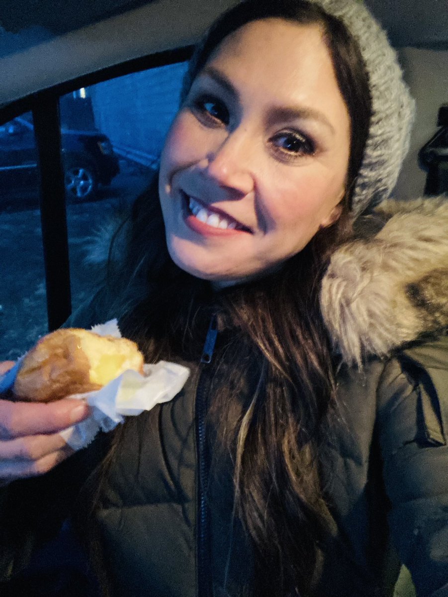 Long lines outside the New Martha Washington Bakery In Hamtramck! It’s Paczki Day and the crowds are willing to wait for the sweet treat! What’s your favorite <a href="/FOX2News/">FOX 2 Detroit</a>?
